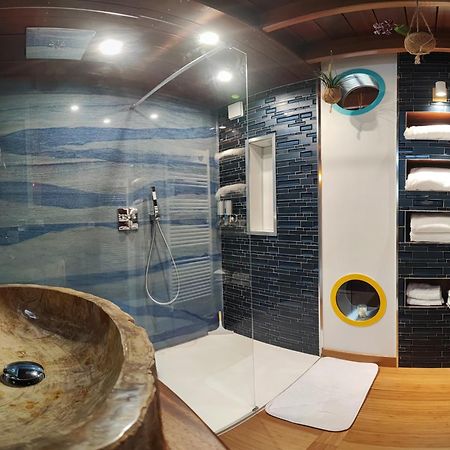 La Kaz Rhumantique Sauna And Spa Privatif La Rivière-Saint-Sauveur Buitenkant foto