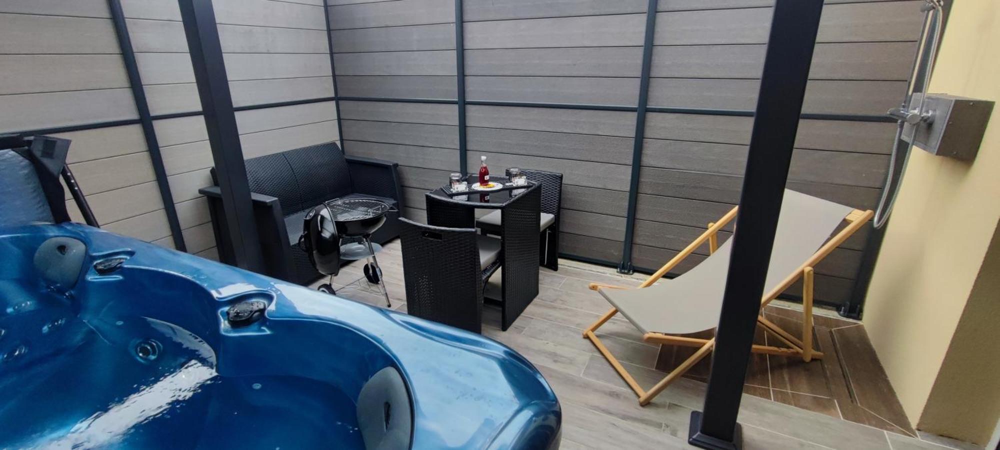 La Kaz Rhumantique Sauna And Spa Privatif La Rivière-Saint-Sauveur Buitenkant foto