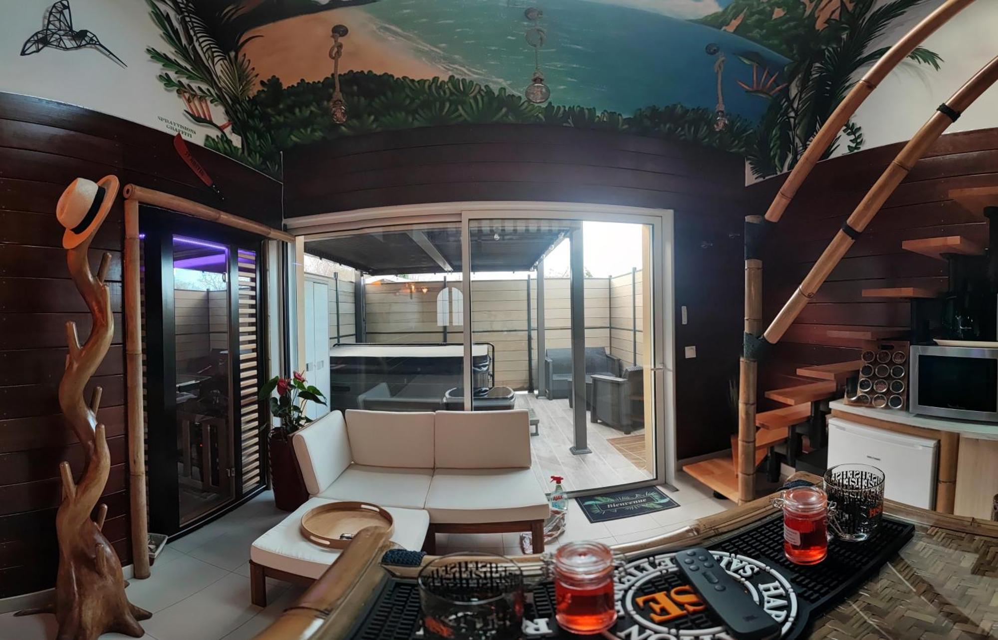 La Kaz Rhumantique Sauna And Spa Privatif La Rivière-Saint-Sauveur Buitenkant foto